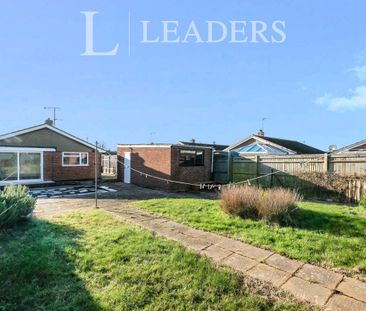 2 bedroom bungalow to rent Mountbatten Drive - Photo 4