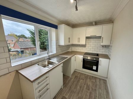 Bluebell Walk, Brandon - Photo 3