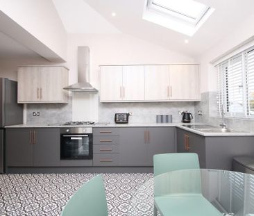 1 bedroom in a house share to rent - Photo 3