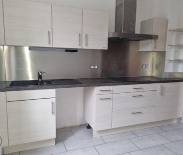 Location Maison 127.65 M² HIRSINGUE 1 120 € - Photo 3