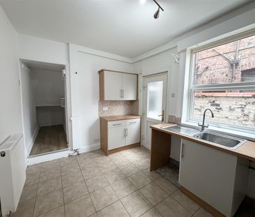 Asquith Avenue, Birkenhead - Photo 6