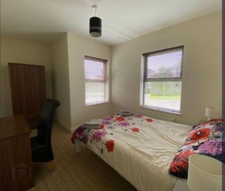 12a Montague Court (Student Let), Portstewart, BT55 7TE - Photo 4