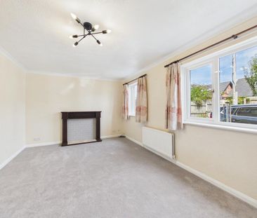 3 bedroom semi-detached house to rent - Photo 3