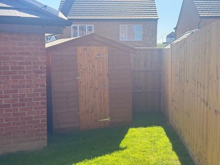 4 bedroom detached house to rent - Photo 5