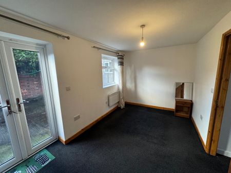 23 Thomas Mason Close, Wolverhampton, West Midlands, WV11 3AB - Photo 4