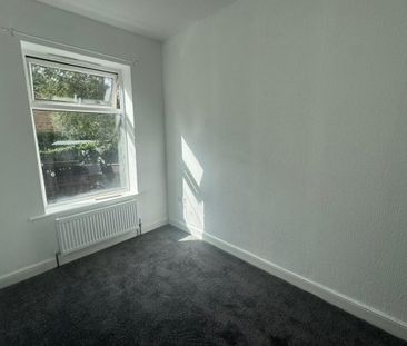 Vivian Place - Photo 2