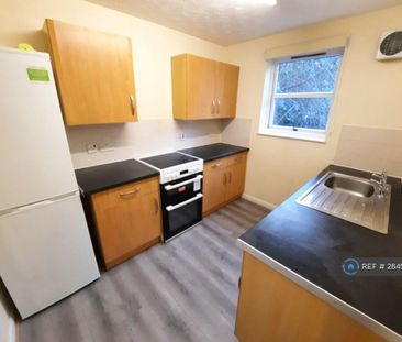 2 bedroom flat to rent - Photo 6