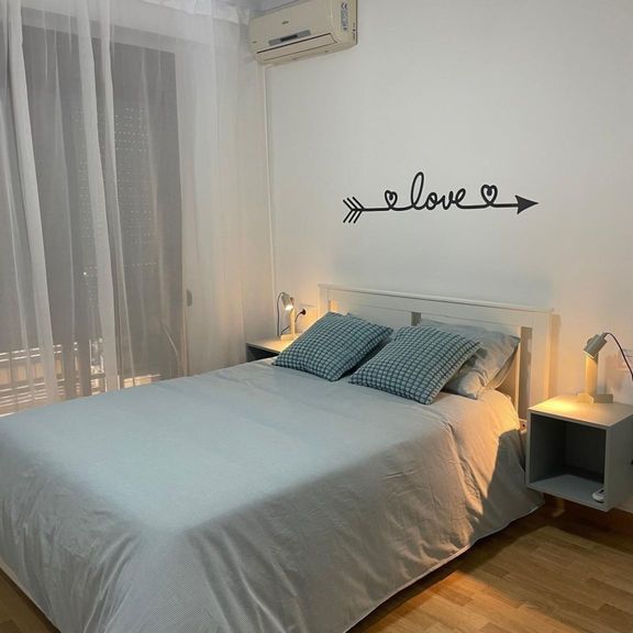 4 room luxury Apartment for rent in Valencia - Photo 1