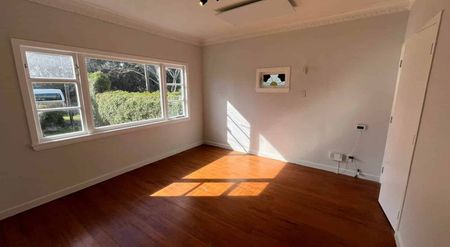 Lovely 3 bedroom family home in Onehunga - Photo 5