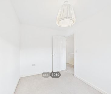 3 bedroom terraced house to rent - Photo 6