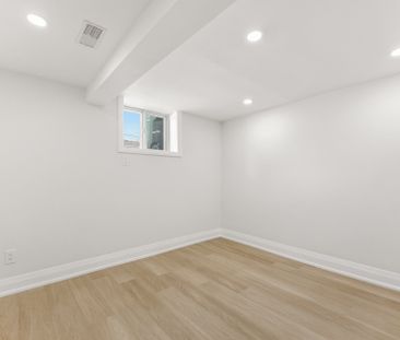 For Lease - 50 Twenty First Street, Toronto, Ontario - Photo 5