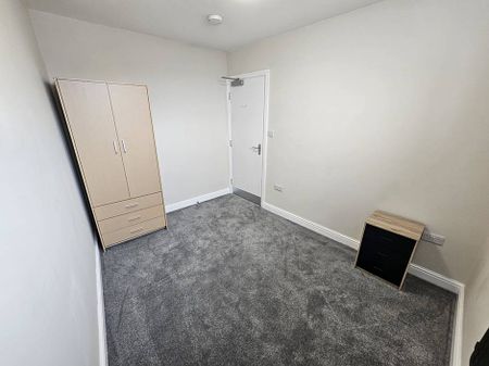 Flat 2, 48-50 Market Street, Heywood - Photo 5