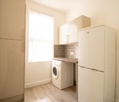 56 Brudenell Mount, Leeds, LS6 1HS - Photo 5