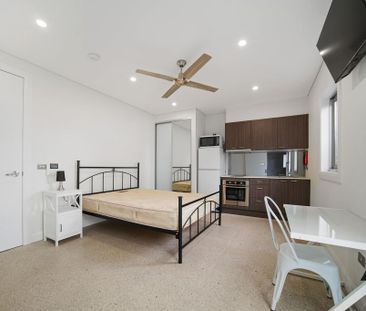 Lewisham Lodge Apartment - Photo 2