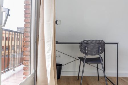 Carrer de Reig Genovés, Valencia, Valencian Community 46019 - Photo 4