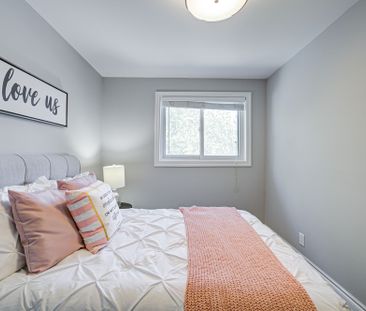 For Lease - 44 Davidson Road, Aurora, Ontario - Photo 1