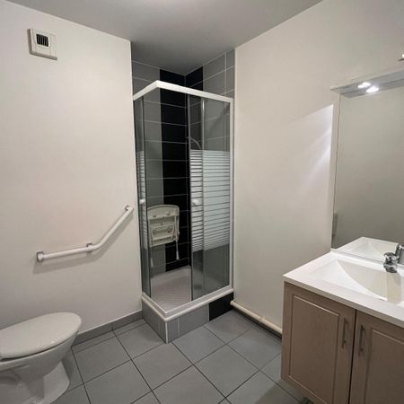 Location Appartement 2 pièces 41m² NANTES 44300 - Photo 3