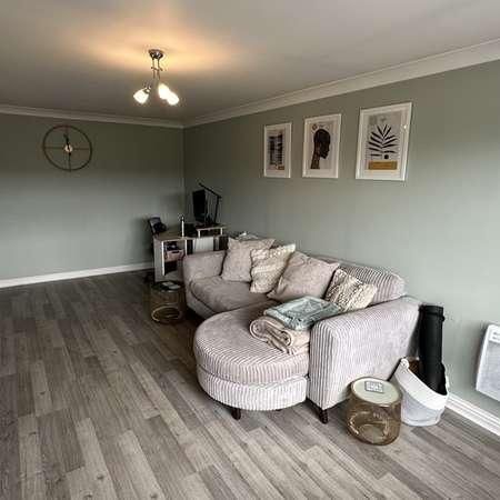 Peatey Court, Princes Gate, High Wycombe, HP13 - Photo 1