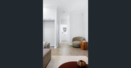 Modern Comfort Meets Effortless Living - Photo 4