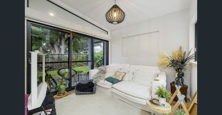 Spacious Granny Flat & Prime Location - Photo 5