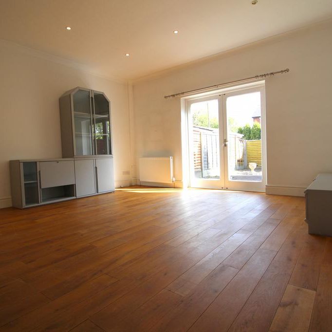 3 bedroom townhouse to rent - Photo 1