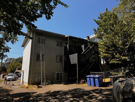 611 Fernhill Road - 3 - Photo 2