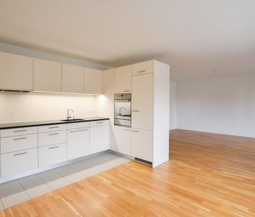 Ihr neues Zuhause: Grosszügige 3,5-Zimmer-Wohnung in Boll - Photo 3