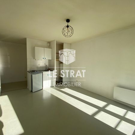 Location Appartement 1 pièce 23m² - Photo 3