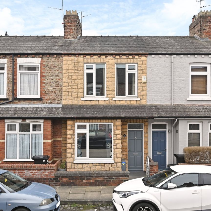 2 bedroom terraced house to rent - Photo 1