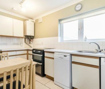 Shilling Place, W7, London - Photo 2