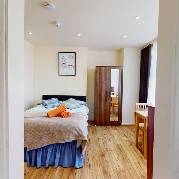 Studio to rent - Photo 1