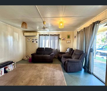 18 McCOOL Street, Moranbah, Qld 4744 - Photo 6