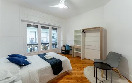 Calle de la Victoria, Madrid, Community of Madrid 28012 - Foto 4