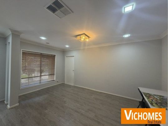Spacious & Excellent Location - Photo 1