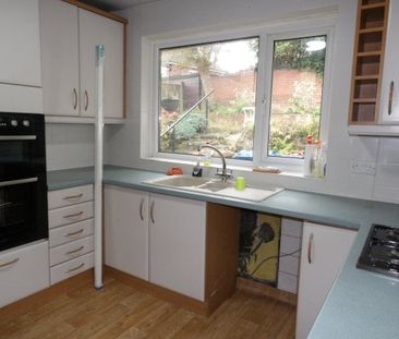 Royal Oak Avenue, BB1 - Photo 3