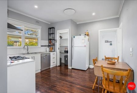 Kangaroo Flat - Photo 3