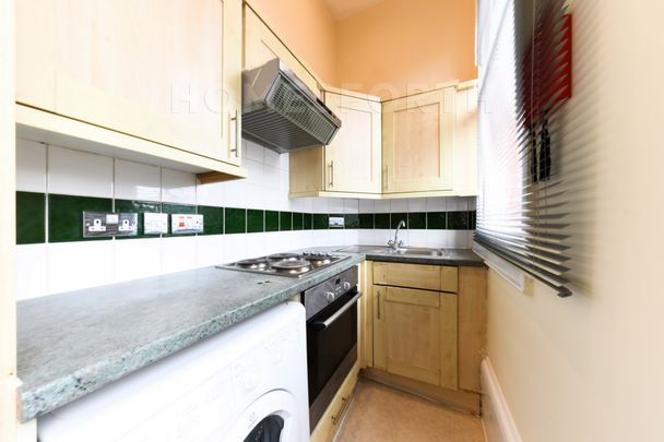 1 Bedroom Flat - Photo 1