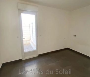 Location appartement 2 pièces 53 m² Sainte-Maxime - Photo 4
