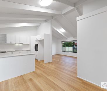 Spacious & Newly Renovated 3 Bedroom Home in a quiet Cul-de-sac - Photo 1
