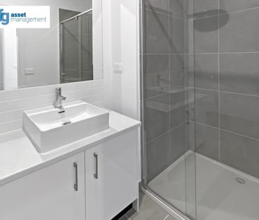 Modern 3-Bedroom Townhouse in the Heart of Berwick! - Photo 5