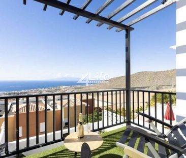 Luxury Villa for rent in Costa Adeje, Spain - Photo 3