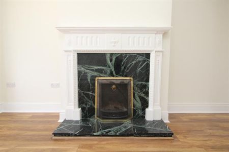 Lakes Lane, Newport Pagnell, Buckinghamshire - Photo 4