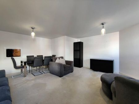 2 bedroom apartment to rent - Photo 3