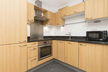 1 bedroom flat to rent - Photo 4