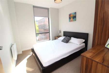 2 bedroom flat to rent - Photo 3