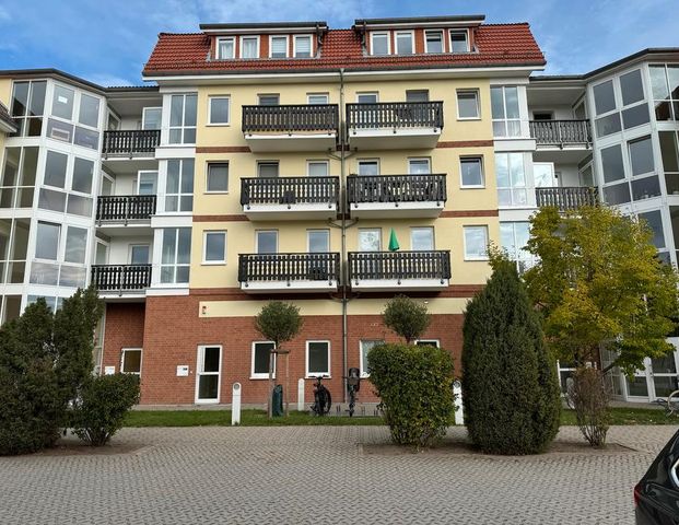 ❌ Schlossblick inklusive – 1,5-Raum Wohnung mit EBK & Balkon in Wernigerode“ - Foto 1