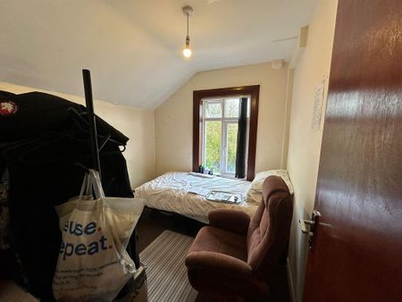 3 bedroom semi-detached house to rent - Photo 5