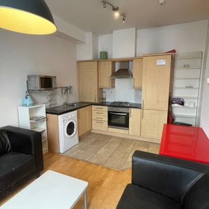 9 College Mews, BT71PS, Belfast - Photo 2