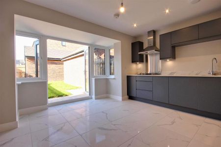 4 bedroom house to rent - Photo 2