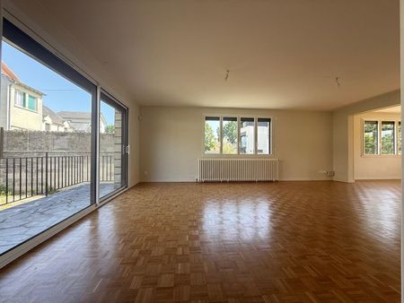 Location Maison 7 pièces 161m² - Photo 3